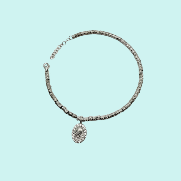 Bracciale con pepite e medaglia PADRE PIO in Argento 925 rodiato con zirconi bianchi.