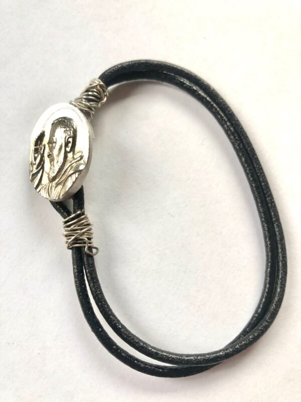 Bracciale in cuoio e medaglia PADRE PIO in Argento 925 rodiato - immagine 2